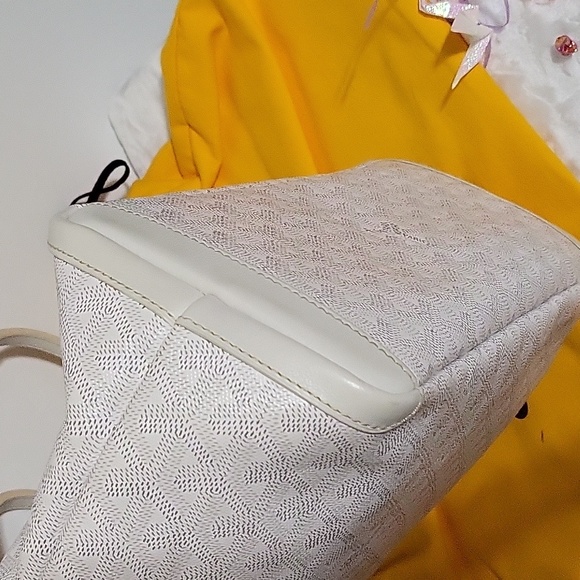 GOYARD Artois White Chevron Tote St Louis Canvas Coated PM Tote Bag - Picture 8 of 10
